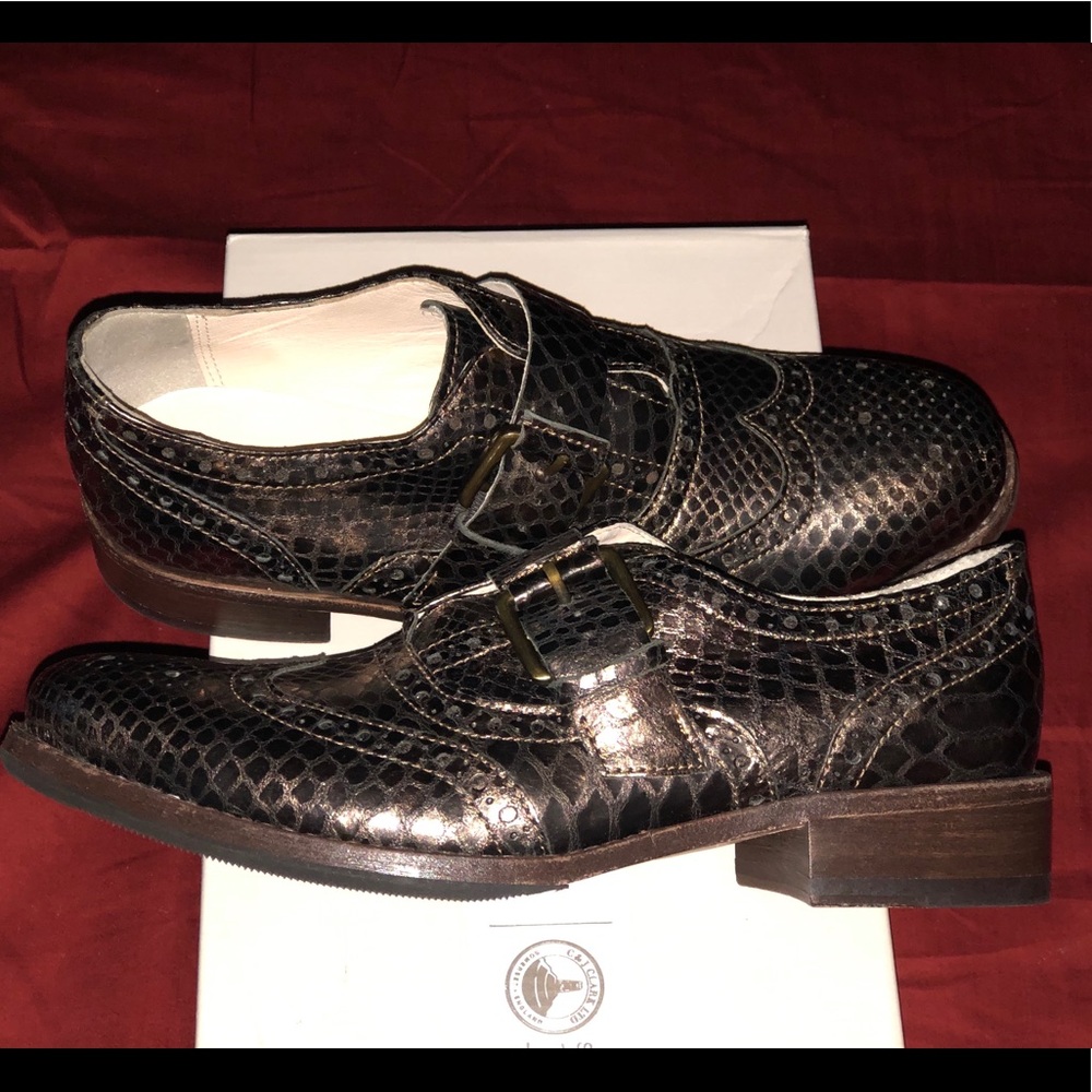 Clarks Women Shoes